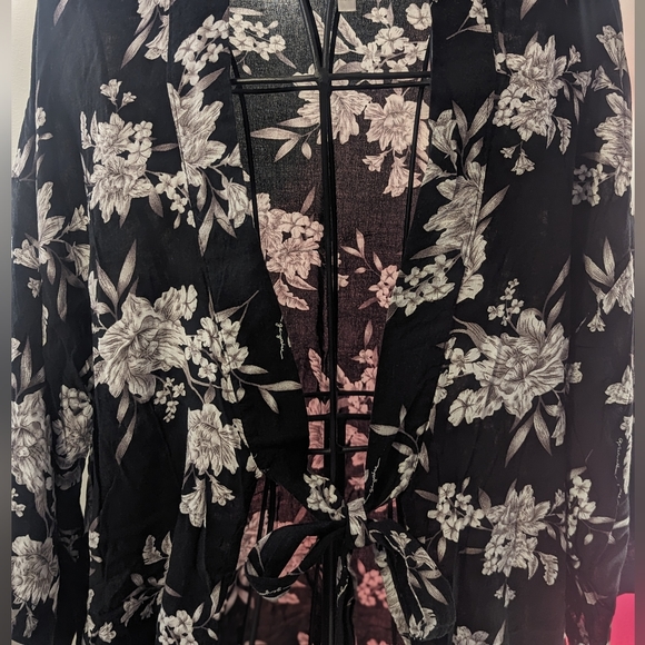 Spiritual Gangster cardigan - Picture 2 of 6